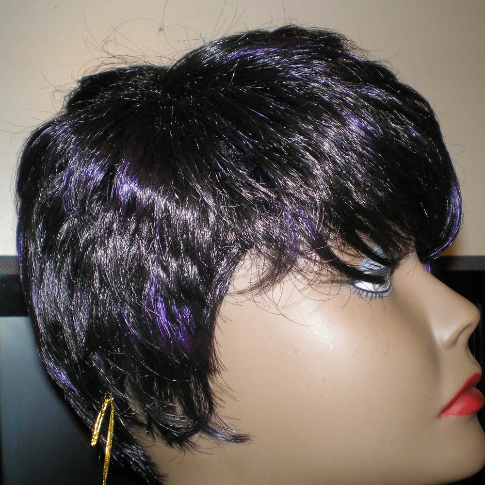 Full Cap Wig - Picture 4 of 7